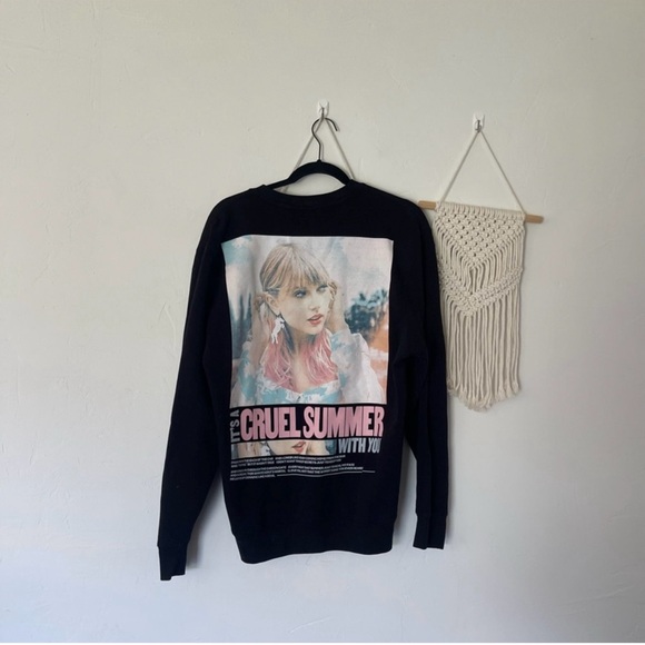 Taylor Swift Cruel Summer Black Crewneck Sweatshirt - Picture 1 of 5